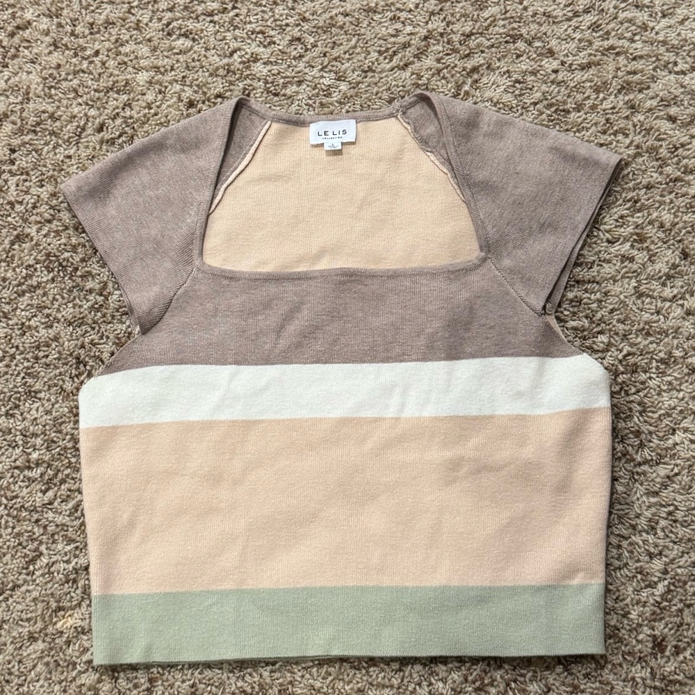 Le Lis Cream and White Crop Blouse with Cap Sleeves